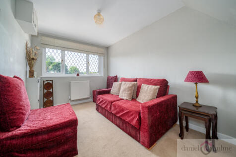 31 Campbell Avenue-11