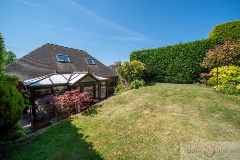 31 Campbell Avenue-65