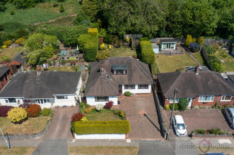 31 Campbell Avenue-77