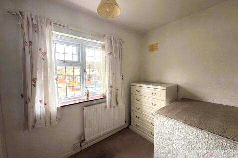 bedroom 3.use.jpeg