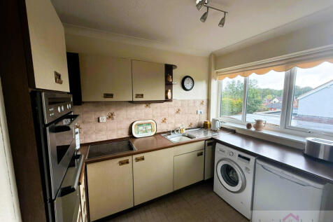 Kitchen 5.jpeg