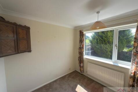 Bedroom 3 (2)