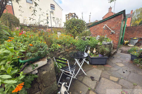 d2733936-c49d-418c-a1ad-9bf67327d834