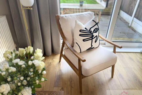 fc967774-36c5-4228-b190-8123e7515e5e