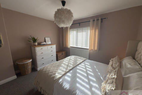 e612d6c9-1d0a-4b39-9d2f-f8e6b2c340aa