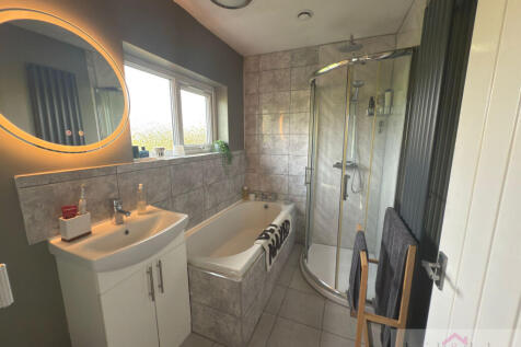 0fb5f25c-d770-4d94-915f-62b37f408b07