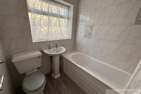 909aa9b5-6744-4145-8973-5c5e25d5ce04