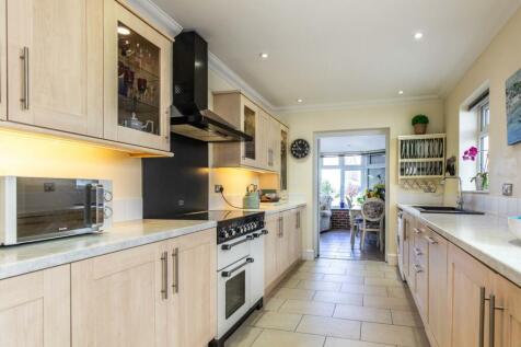 Cranleigh Avenue48.jpg