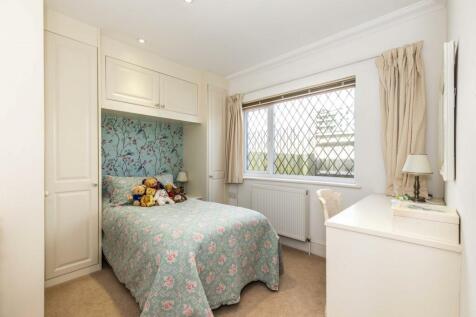 Cranleigh Avenue62.jpg