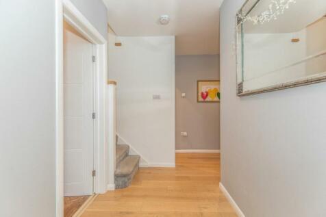 Wicklands Avenue15.jpg
