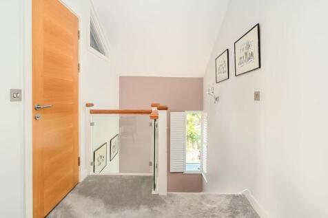 Longhill road, BN2 (7).jpg