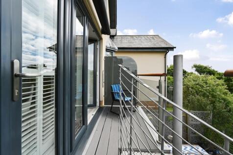 Longhill road, BN2 (23).jpg