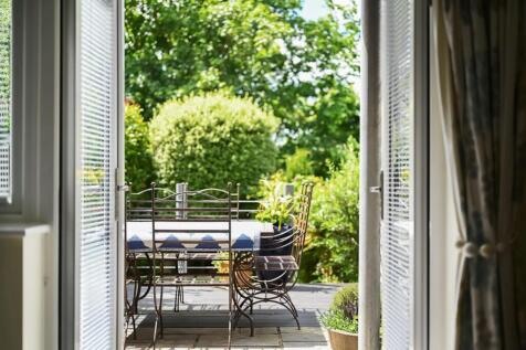 Longhill road, BN2 (33).jpg