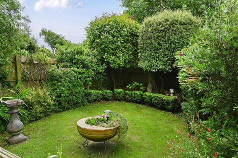 Longhill road, BN2 (26).jpg