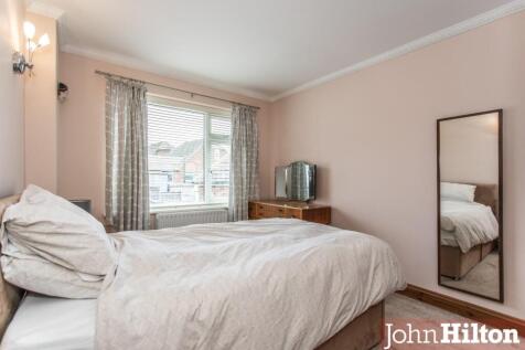 Burnham Close18.jpg