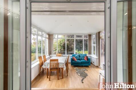 Burnham Close38.jpg