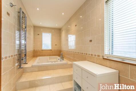Burnham Close26.jpg