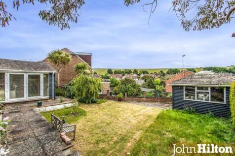 Burnham Close6.jpg