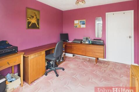 PR0544-STILL038.jpg