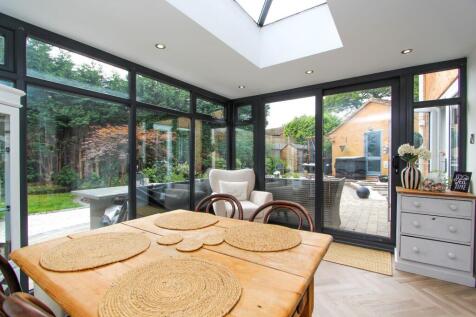 Dining/Family Room