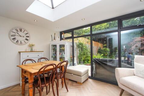 Dining/Family Room