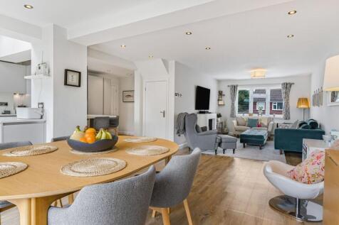 Open Plan Kitchen/Dining Room