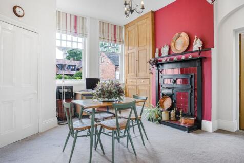 Breakfast Room