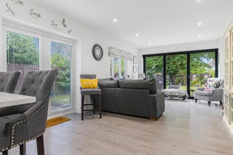 Kitchen/Family Room