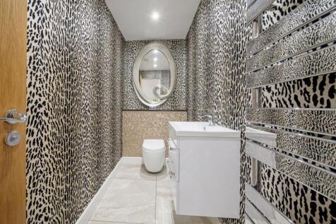 Guest Cloakroom