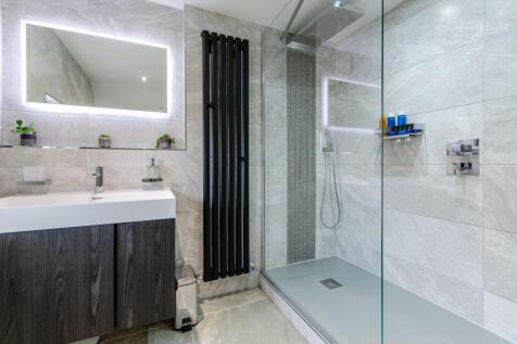 Luxury Shower Room