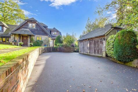 Driveway/Parking