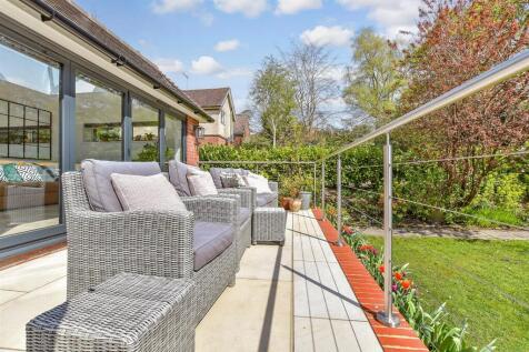 Patio / Decking