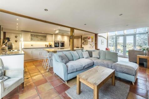 Kitchen Dining Area