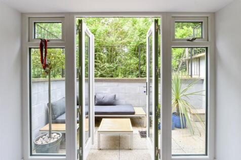 Internal Lifestyle Photograph