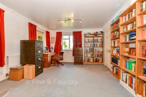Annexe Bedroom 3/ Study