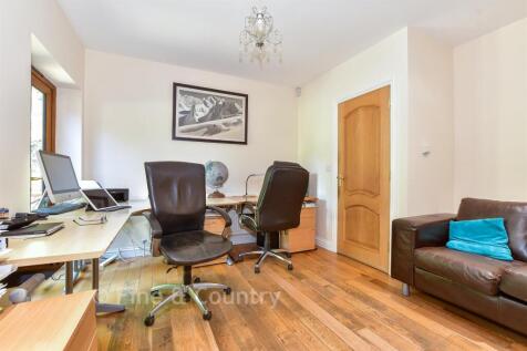 Kitchen/ Dining /Family Room