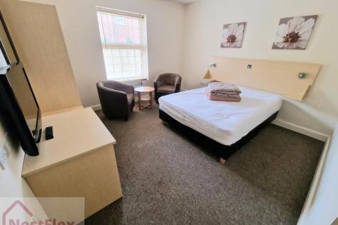 Room 2 (2)