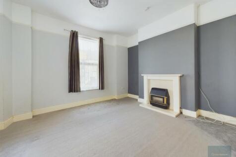 Living Room..jpg