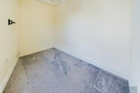 Bedroom 3.jpg