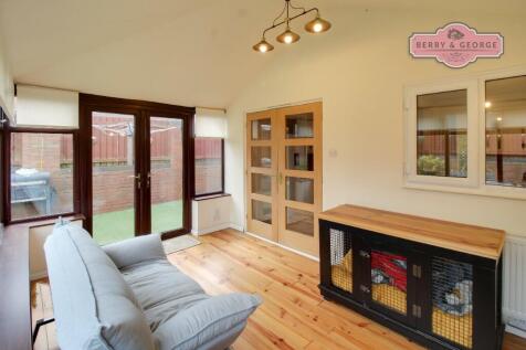 SUNROOM /DINER