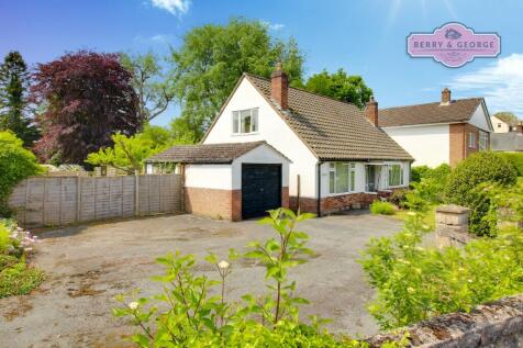 DETACHED GARAGE