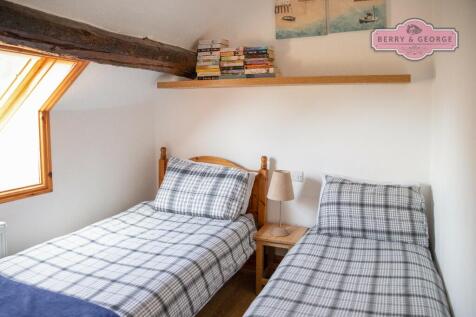 COTTAGE ONE