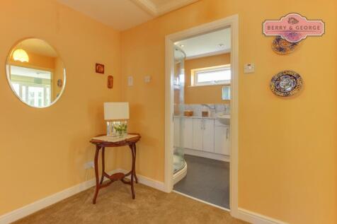 INNER HALLWAY