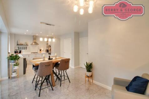 FAMILY AREA / DINER