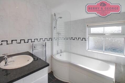 BATHROOM ONE