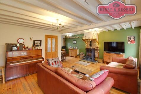 LOUNGE / DINER
