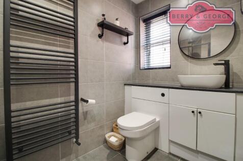 EN-SUITE ONE
