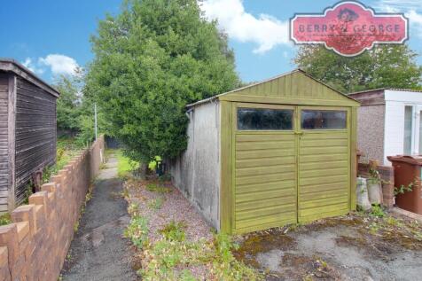 DETACHED GARAGE