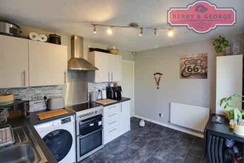 KITCHEN /BREAKFAST
