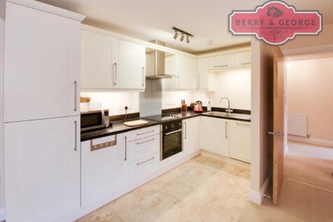 OPEN-PLAN KITCHEN